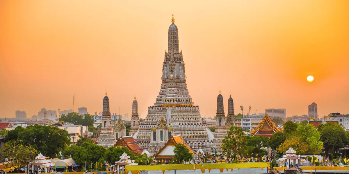 Wat Arun Temple
